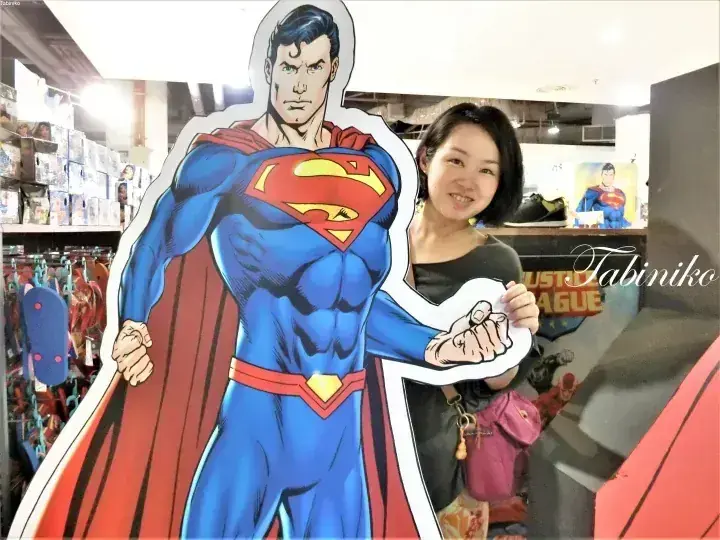 KLIA2の「THE SUPER HEROES」製品ショップ