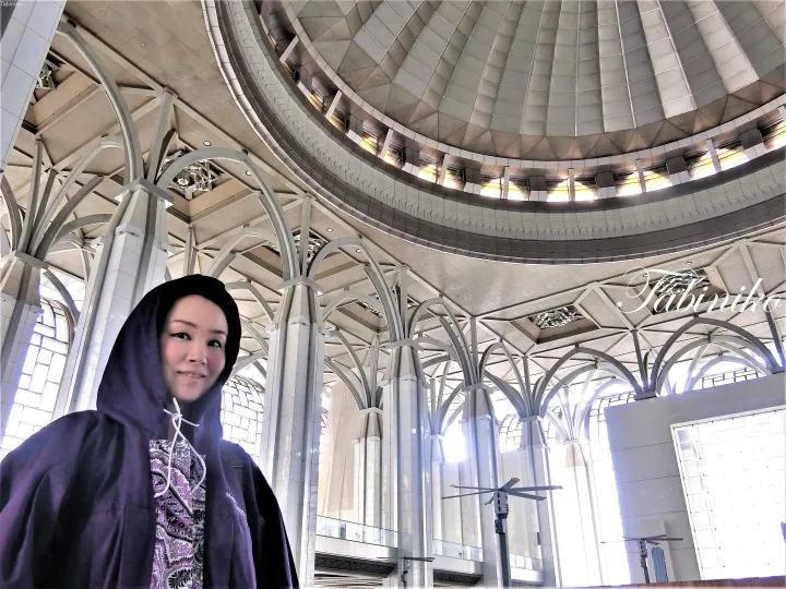 Iron Mosque (アイロン モスク) in Putrajaya (プトラジャヤ)　マレーシア旅行
