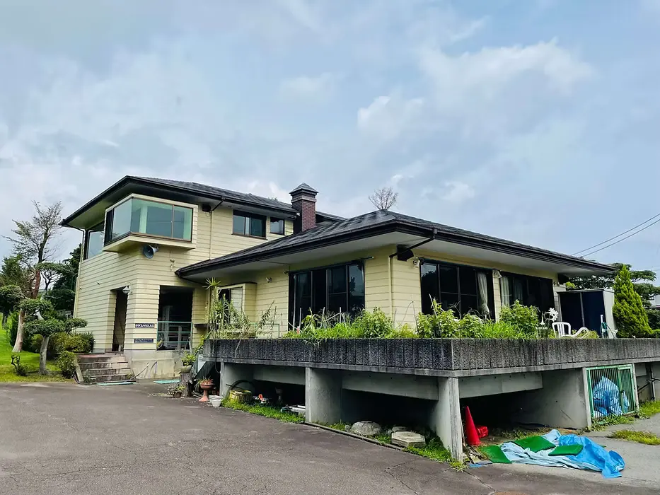 Luxury villa with golf course