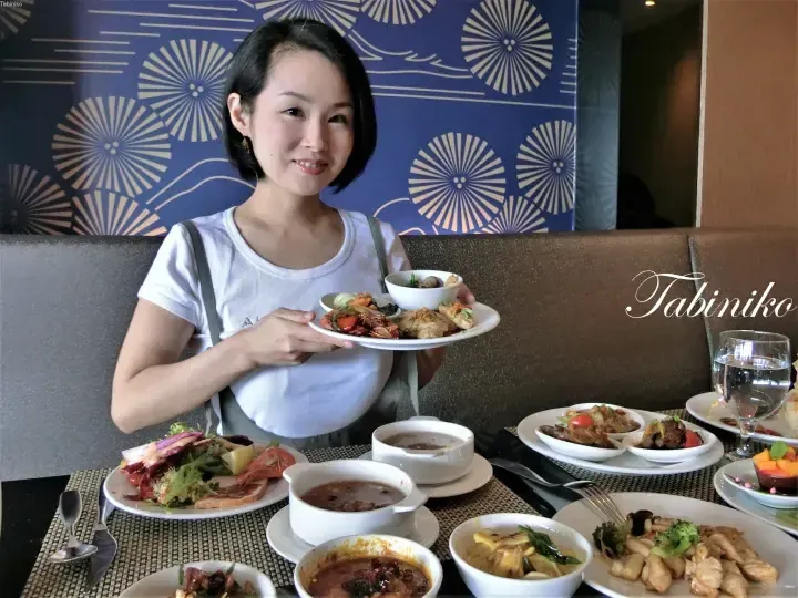 [Malaysia Property] A Wonderful Dining Feature in Malaysia: Chinese New Year Reunion Dinner Buffet (Chinese Cuisine Dinner Buffet)
